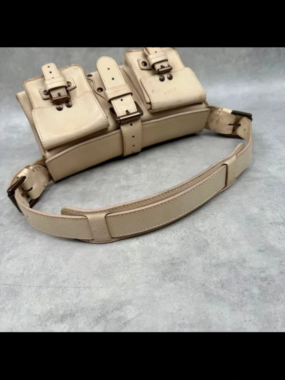 Mulberry Beige Cream Double-Pocket Leather Shoulder Bag